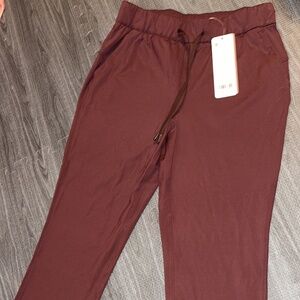 CRZ YOGA pants size small BNWT!